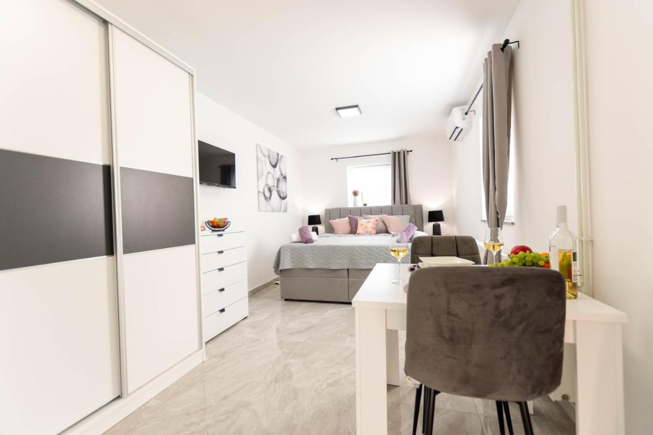 Apartmani Sun & Moon Bjelovar Exterior photo