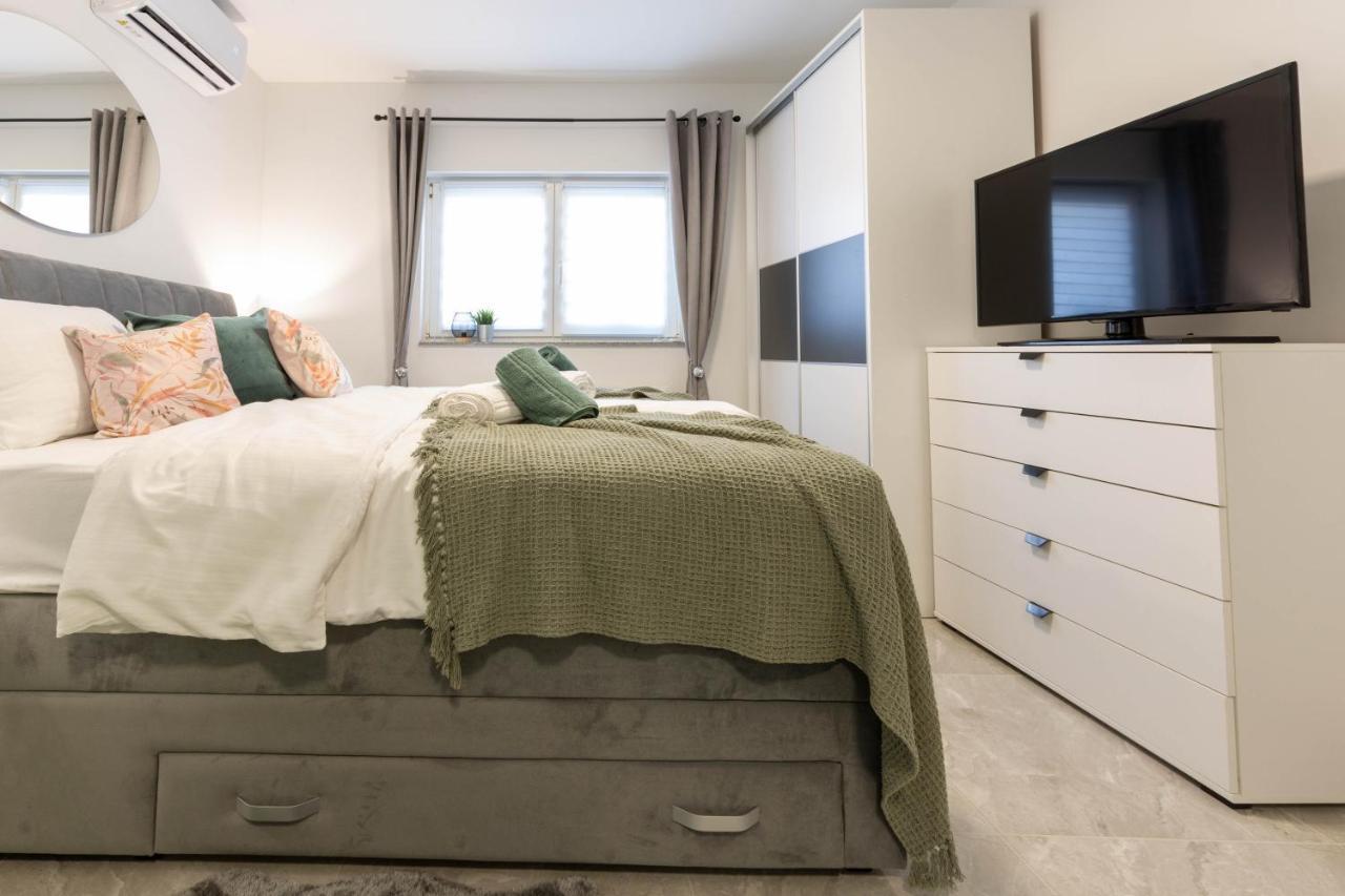 Apartmani Sun & Moon Bjelovar Exterior photo