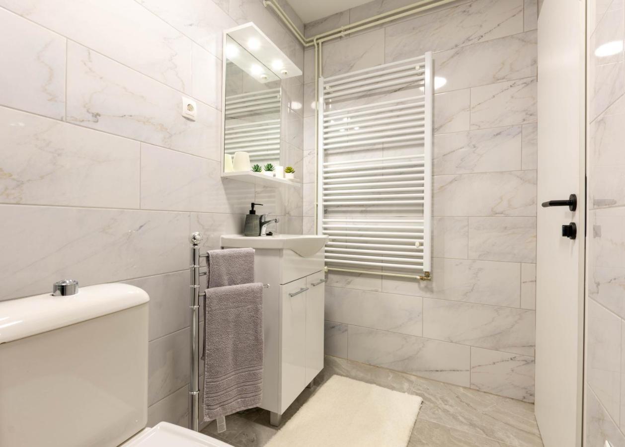 Apartmani Sun & Moon Bjelovar Exterior photo