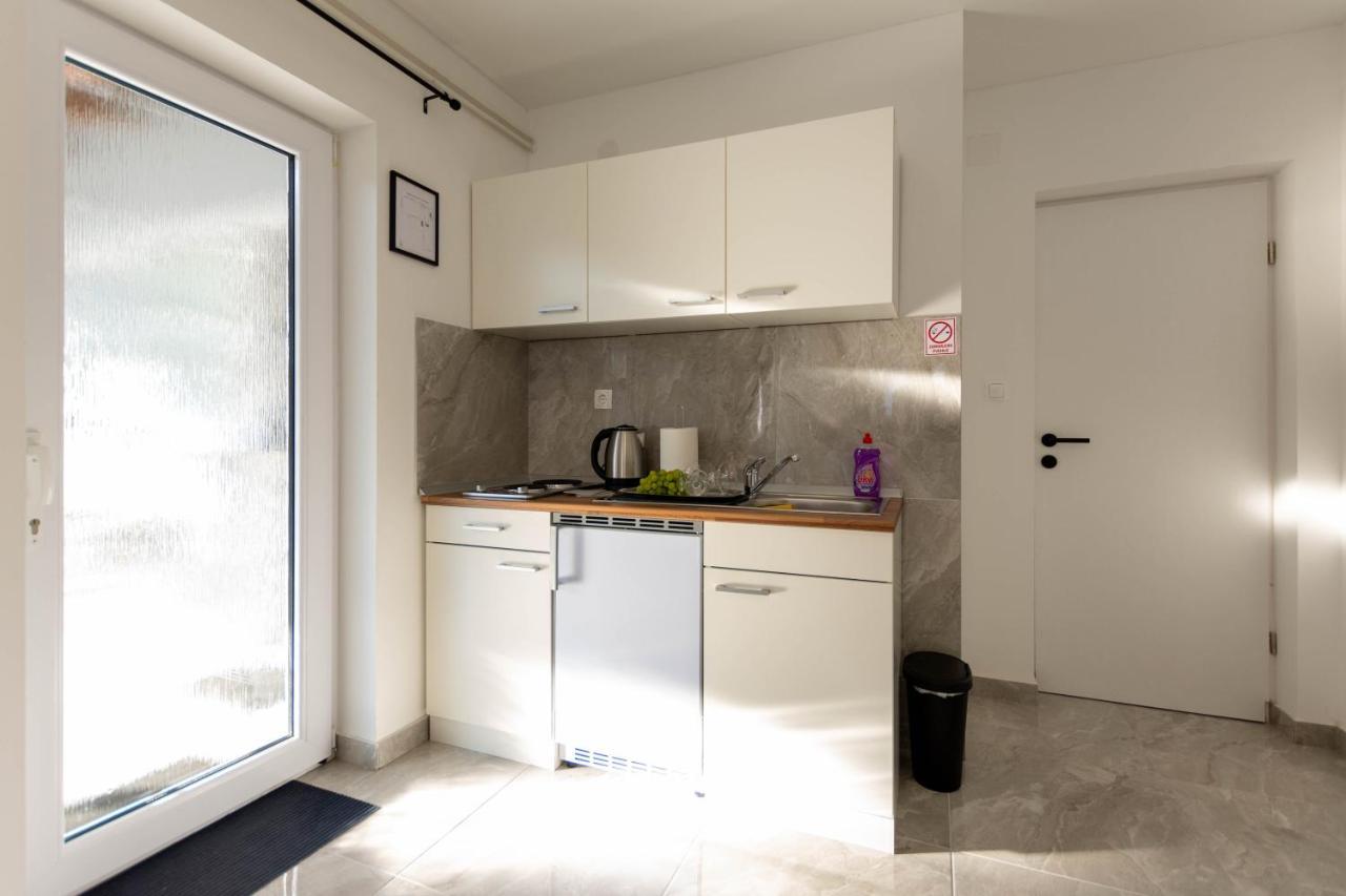 Apartmani Sun & Moon Bjelovar Exterior photo