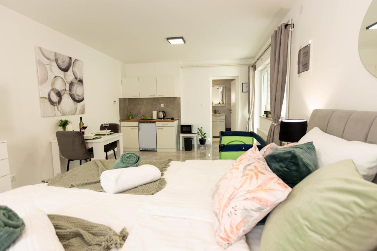Apartmani Sun & Moon Bjelovar Exterior photo