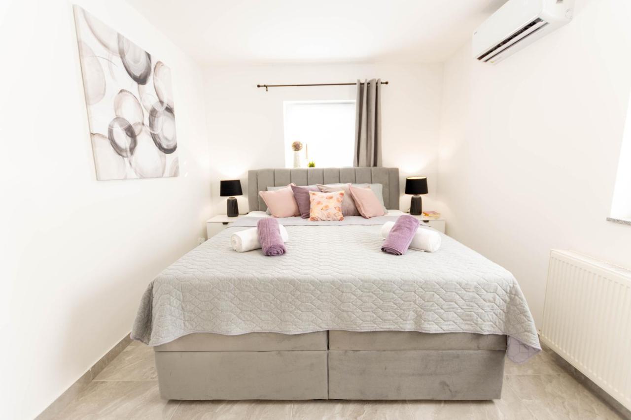Apartmani Sun & Moon Bjelovar Exterior photo